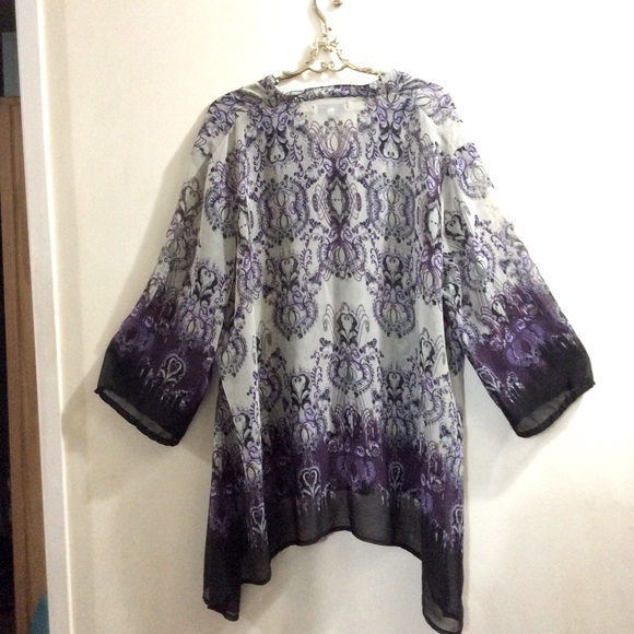 💥SALE💥August Silk Options beach cover up - Picture 8 of 8